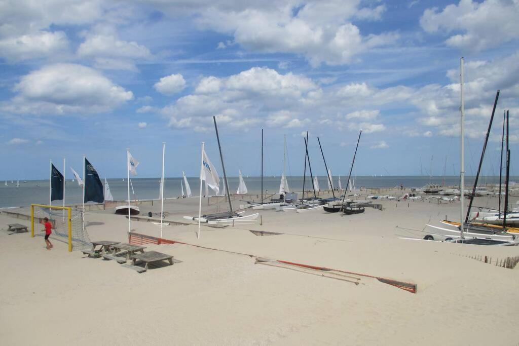 Appartement Residentie Astrid Met Private Parking 布列登 外观 照片